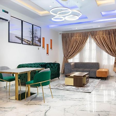 God'S Touch Apartments Remi Fani Kayode Gra. Ikeja Eksteriør bilde