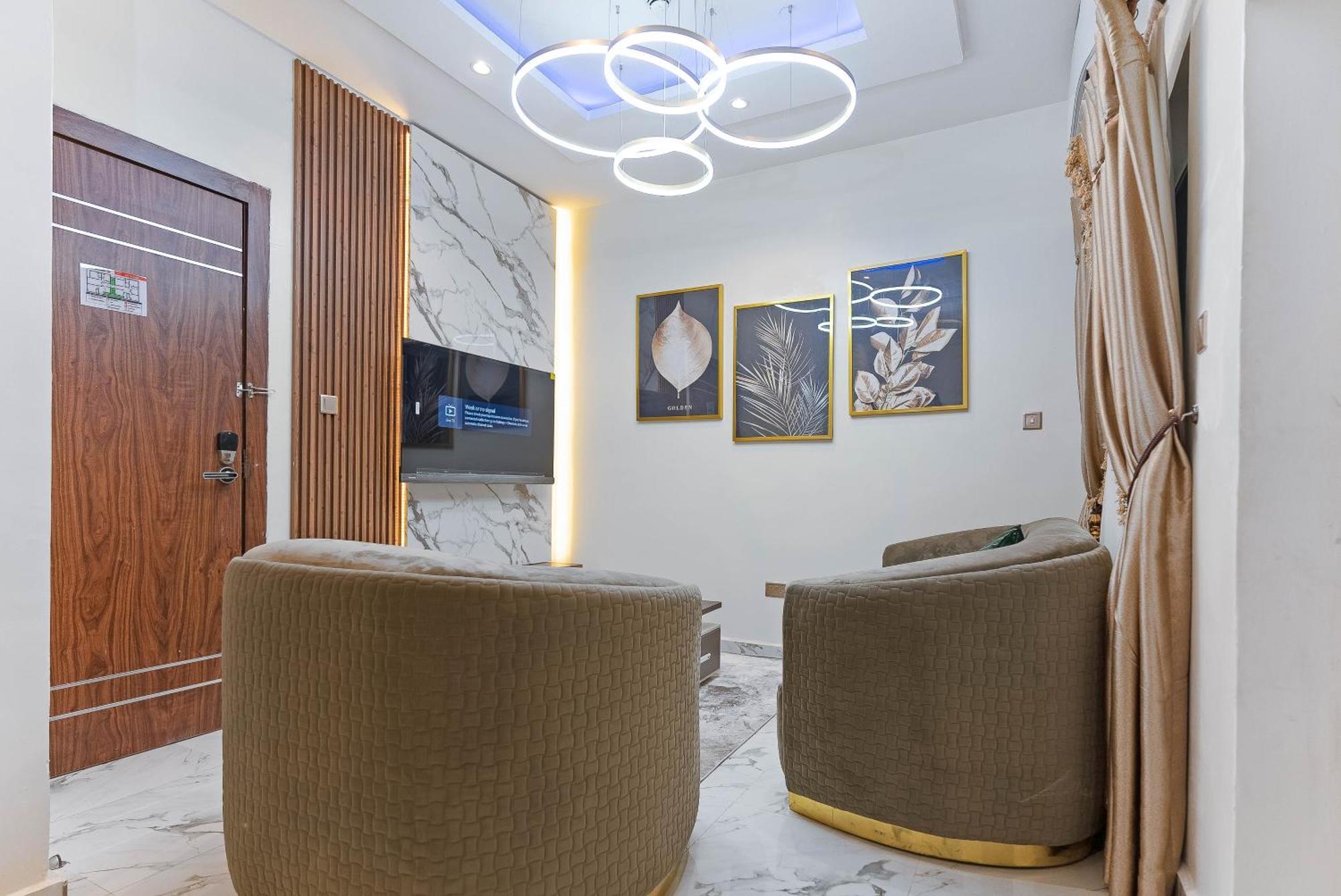 God'S Touch Apartments Remi Fani Kayode Gra. Ikeja Eksteriør bilde