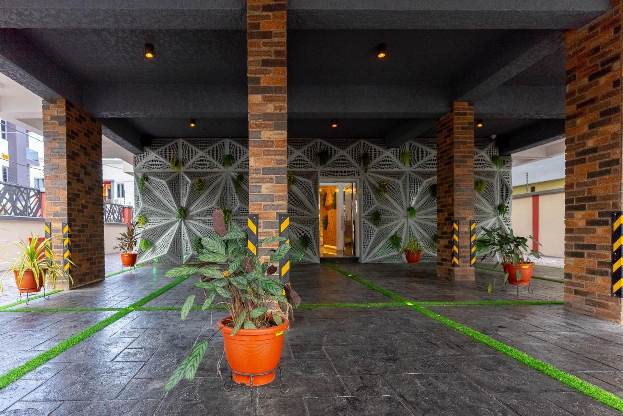 God'S Touch Apartments Remi Fani Kayode Gra. Ikeja Eksteriør bilde