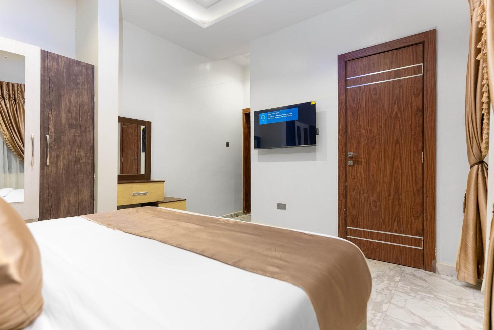God'S Touch Apartments Remi Fani Kayode Gra. Ikeja Eksteriør bilde