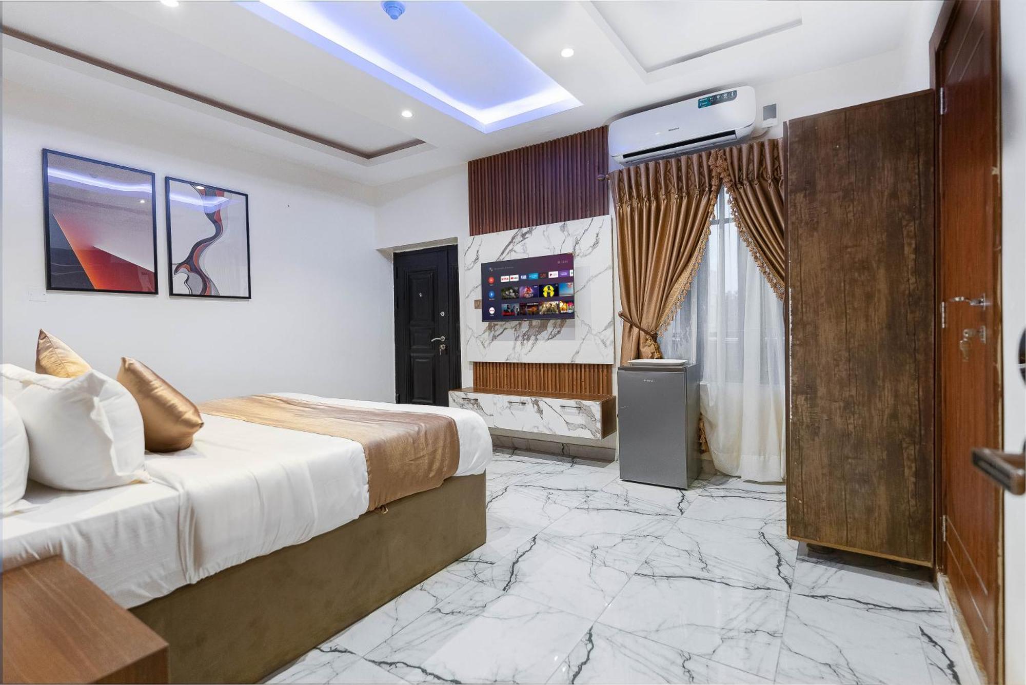 God'S Touch Apartments Remi Fani Kayode Gra. Ikeja Eksteriør bilde